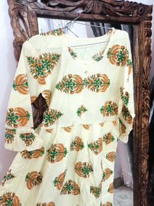 Cream Floral Print Kurta and plazo set with pure c