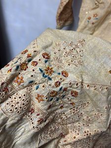 Elegant Cream Embroidered Kurti set