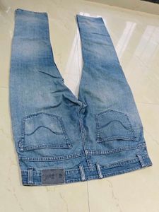 Men's Light Wash Straight Fit Jeans