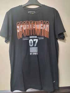 Metronaut Men's Casual Tshirt. New With Tag.