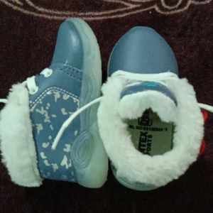 Cute Blue Fur-Lined Boots