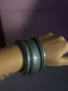 Unique Dark Stone Bangle Set