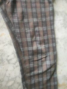 A Very Nice Black Colour Checks Pant