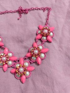 Chic Pink Flower Statement Necklace