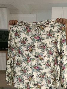 Brand new Floral Print Long Sleeve Top