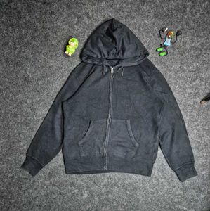 UNIQLO Black Zip-Up Hoodie