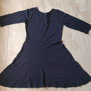Tunic with 3/4 sleave. in sze small to medium