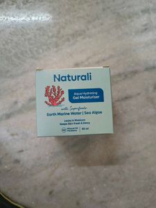 Naturali Aqua Hydrating Gel Moisturiser