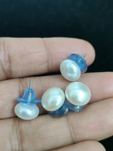 Pearl Studs