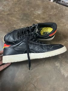 ASICS Classic Black Sneakers