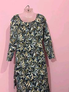 Stylish Floral Print Kurta Set