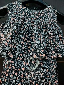 Floral Cold Shoulder Dress with Heart Buckle