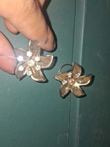 Vintage Flower hair accessory