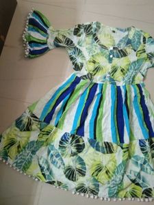 Vibrant Leaf Print Kurta