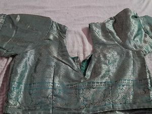 💃💃Green Brocade Blouse