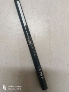 Renee Stark White Kajal Pen