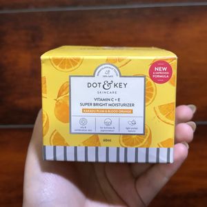 🍊 Dot &amp; Key Vitamin C+E Moisturizer🍋