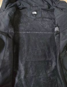 THE NORTH FACE BLACK JACKET