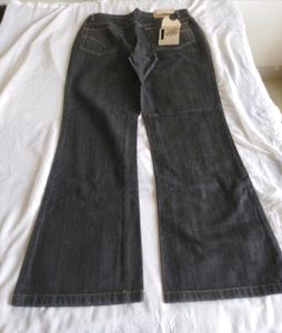 Bell Bottom Jeans For Youngsters