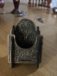 Vintage Style Holder