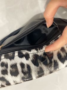 Stylish Leopard Print Crossbody Bag