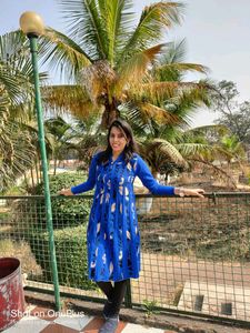 Blue Patterned Knit Dress 10/10