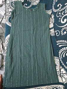 Bottle Green Printed Sleeveless Straight Kurti