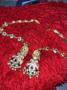 Earing Set