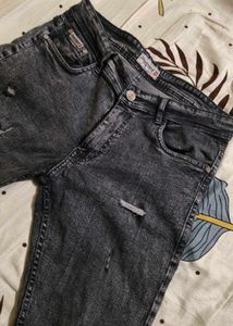 Stylish Grey Ripped Jeans for Men – Trendy &amp; Comfo