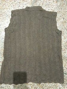 Women's Knitted Sleeveless Cardigan