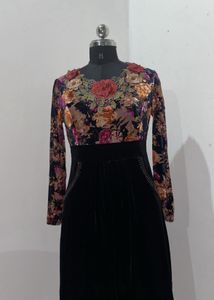 Elegant Floral &amp; Velvet dress