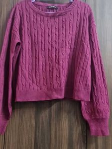 Chic Cable Knit Cropped Sweater