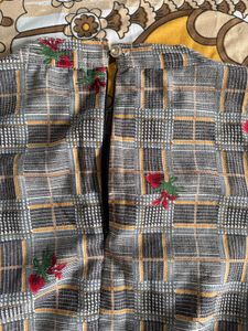 Chic Plaid A-Line Midi Dress with Floral Accents