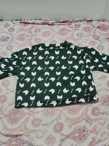 green 💚 design shirt