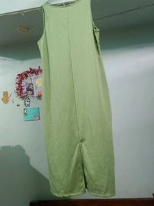 Solid Green Sleeveless Maxi Dress