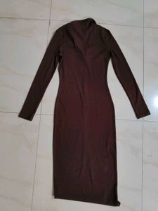 Chic Brown Turtleneck Midi Dress