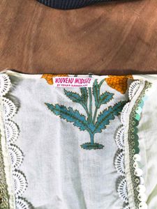 NouveauModiste Cotton printed Shrug