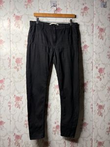 Classic Black Jeans - Timeless Style