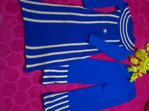 Elegant Blue Knitted Suit