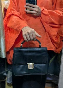 Sereta Vintage Leather Crossbody Bag
