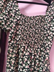 Floral Print A line Slit Dress with Puff Sleeves