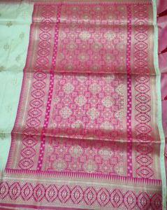 New Off white &amp; Pink Pure Banarasi Silk Saree