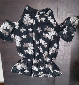 fish cut floral top