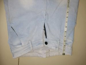 Light Wash High Rise Skinny Jeans