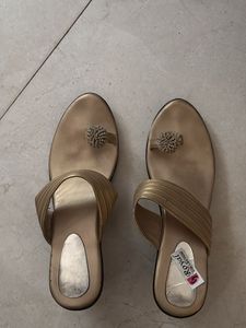 Ethnic Footwear Women