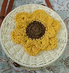 Charming Sunflower Straw Circle Bag