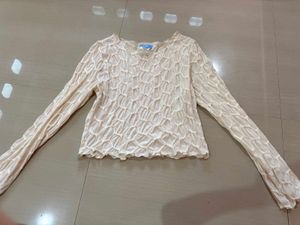 white pullover top