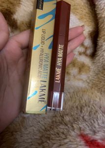 Lakme 9to5 Hya Matte Lipstick