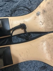 Chic Black Strappy Square Toe Sandals