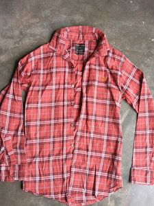 Men's Plaid Button-Up Shirt